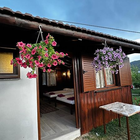 Guest House Gorani Берат Екстериор снимка