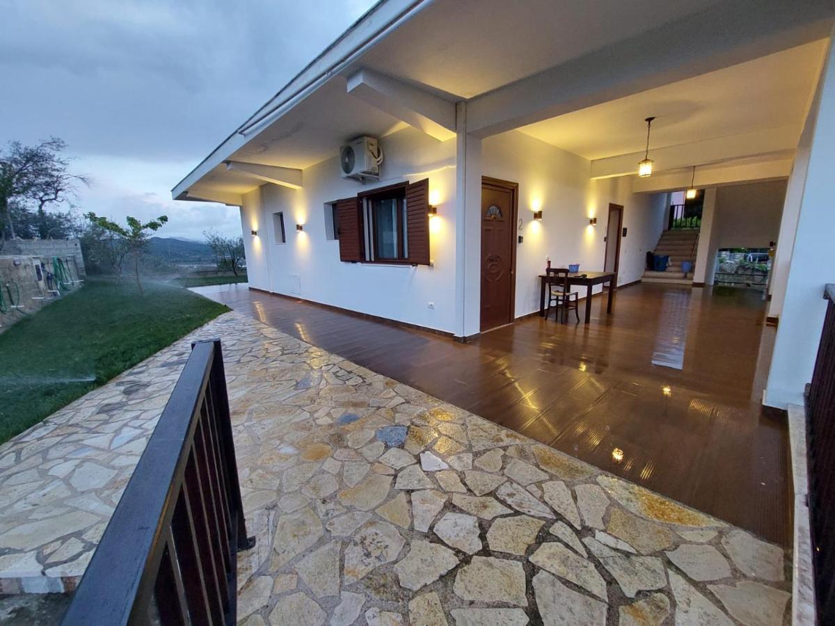 Guest House Gorani Берат Екстериор снимка