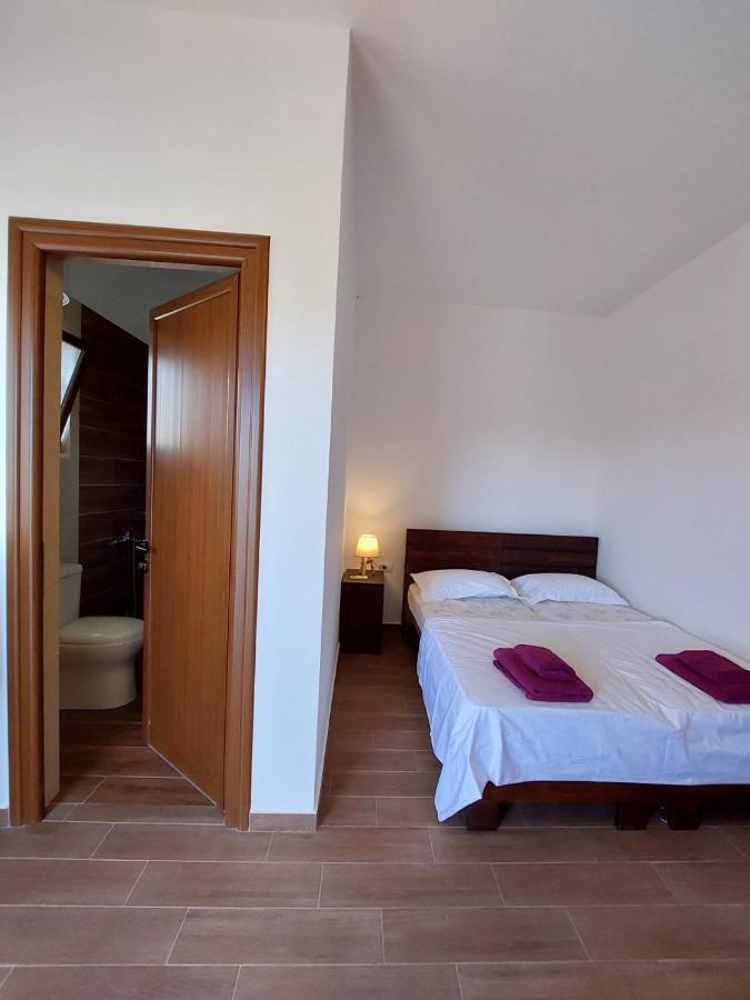 Guest House Gorani Берат Екстериор снимка