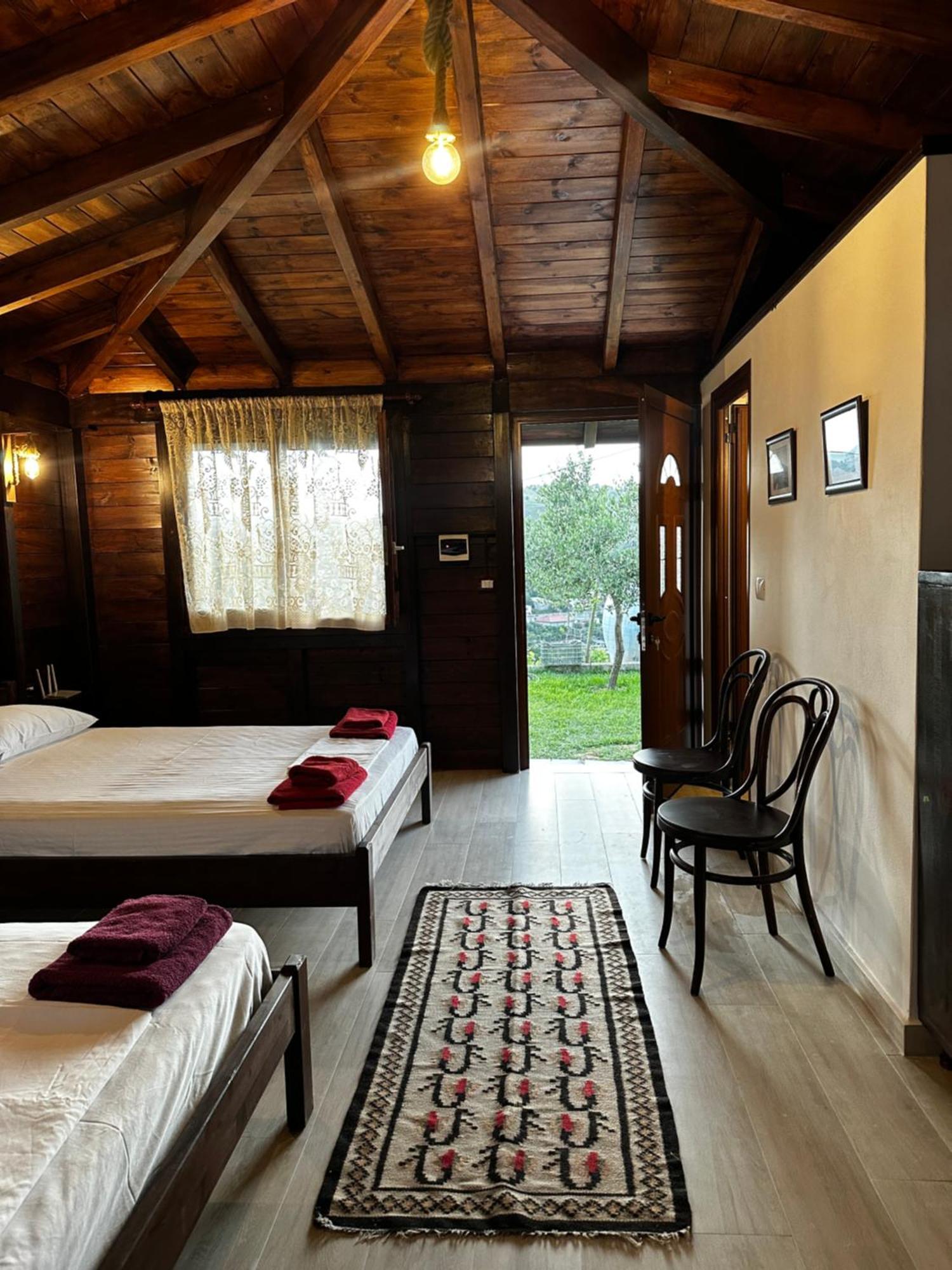 Guest House Gorani Берат Екстериор снимка