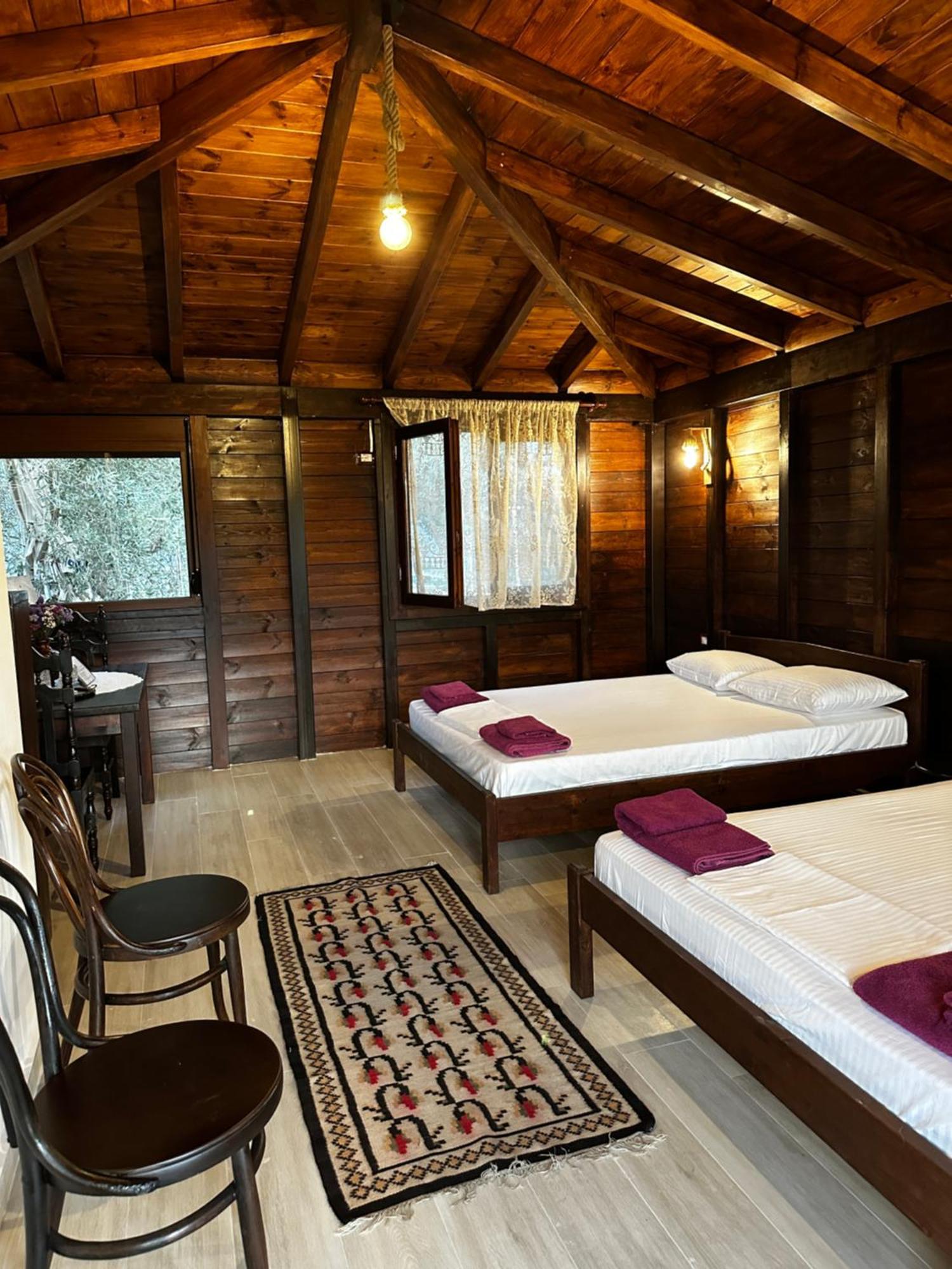 Guest House Gorani Берат Екстериор снимка