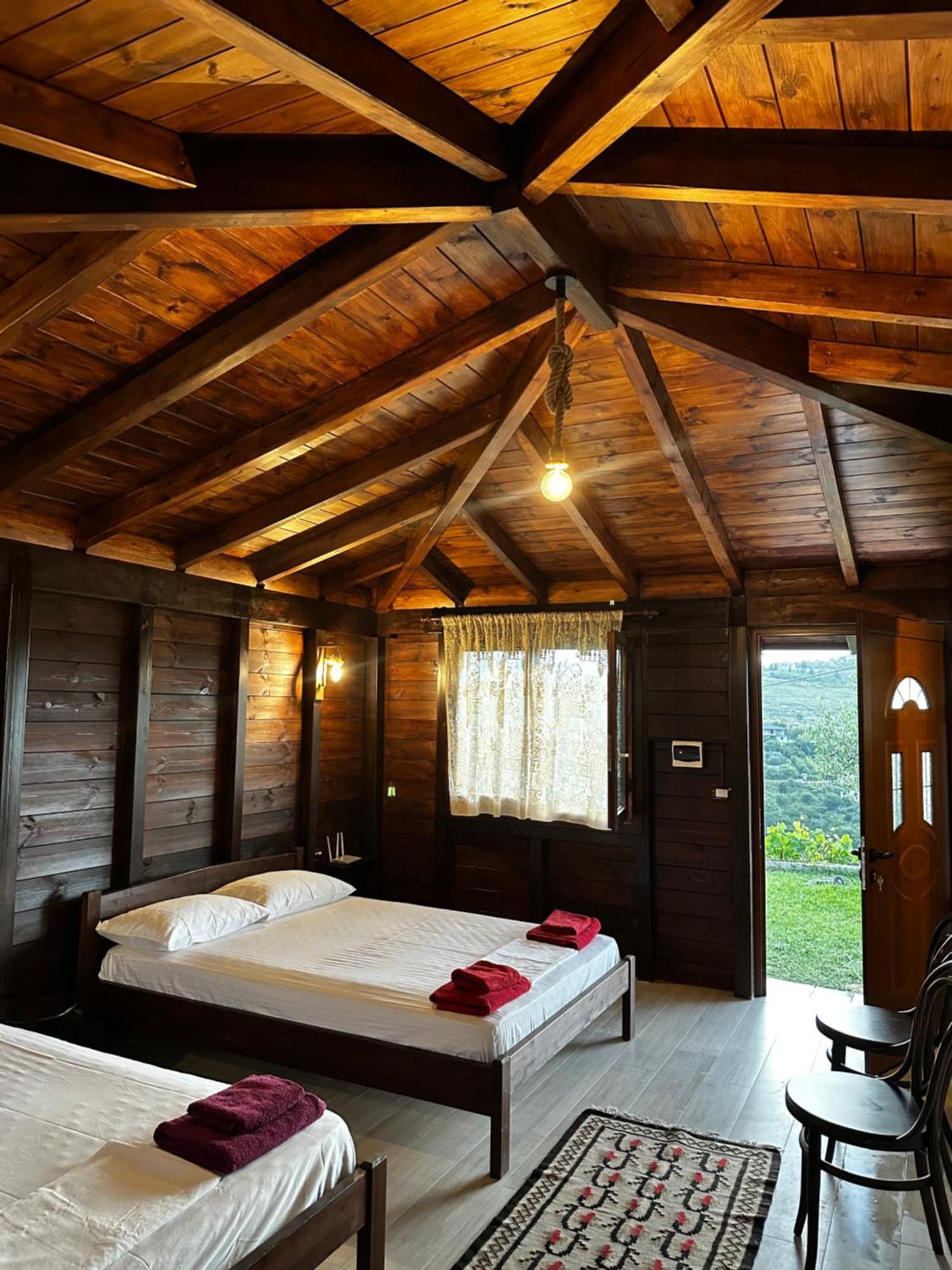 Guest House Gorani Берат Екстериор снимка